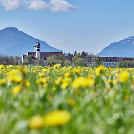 Gaeste- Und Tagungszentrum Im Don Bosco Kloster Benediktbeuern