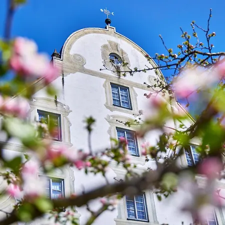 Gaeste- Und Tagungszentrum Im Don Bosco Kloster * Benediktbeuern