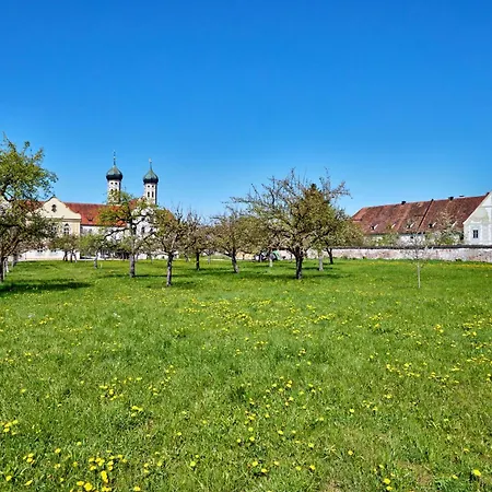 Gaeste- Und Tagungszentrum Im Don Bosco Kloster Vendégház Benediktbeuern